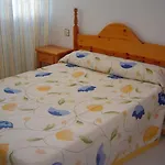 Torrelaguna Apartment *